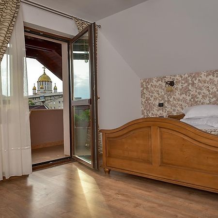 San Grecu House Lägenhet Făgăraş Exteriör bild