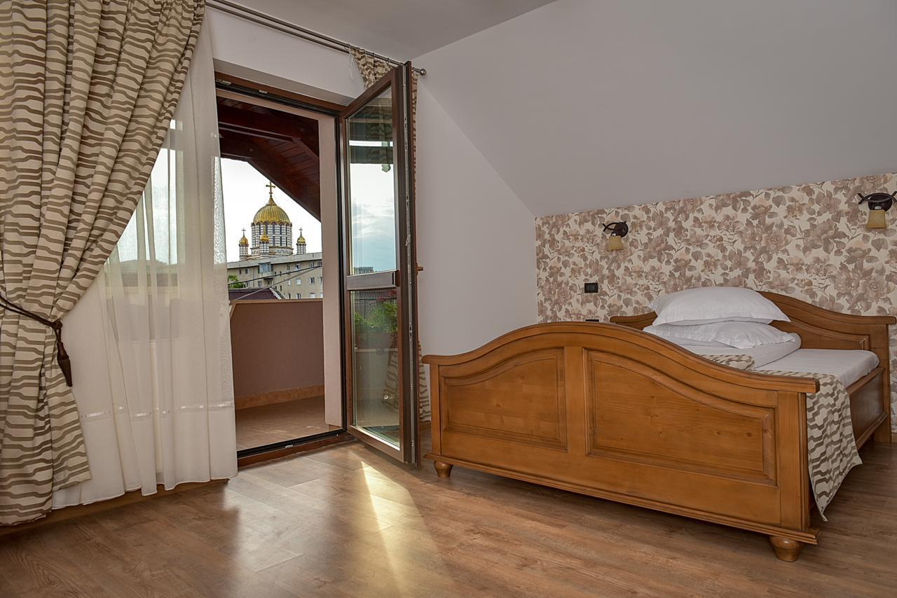 San Grecu House Lägenhet Făgăraş Exteriör bild