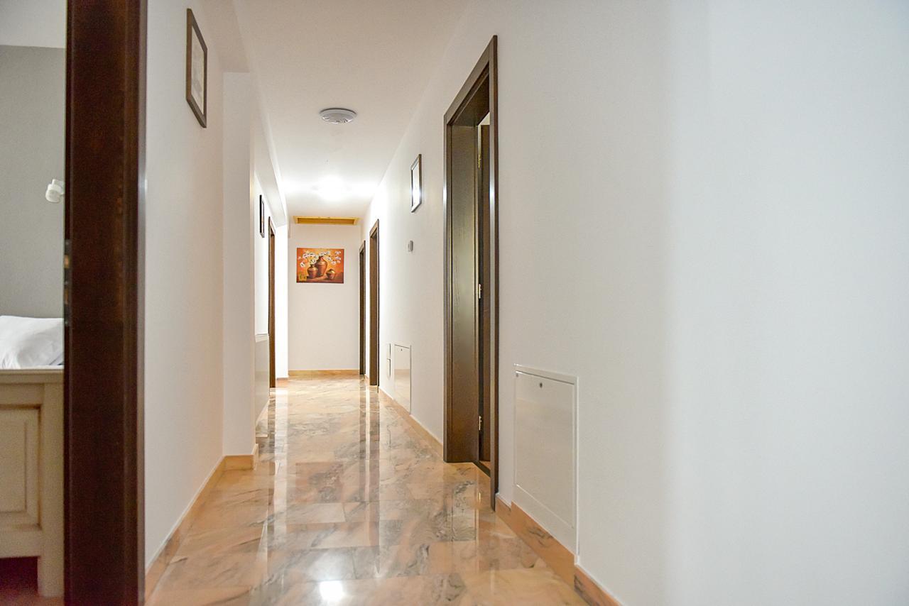San Grecu House Lägenhet Făgăraş Exteriör bild