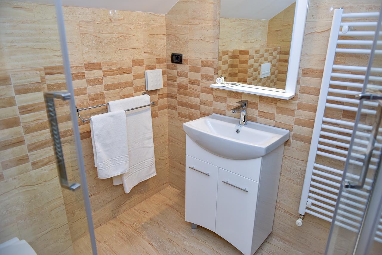 San Grecu House Lägenhet Făgăraş Exteriör bild